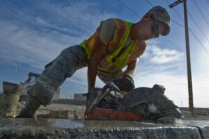 labor contracting-laborers-in-vancouver-surrey-burnaby-british-columbia-canada_slp-constructing_big-B